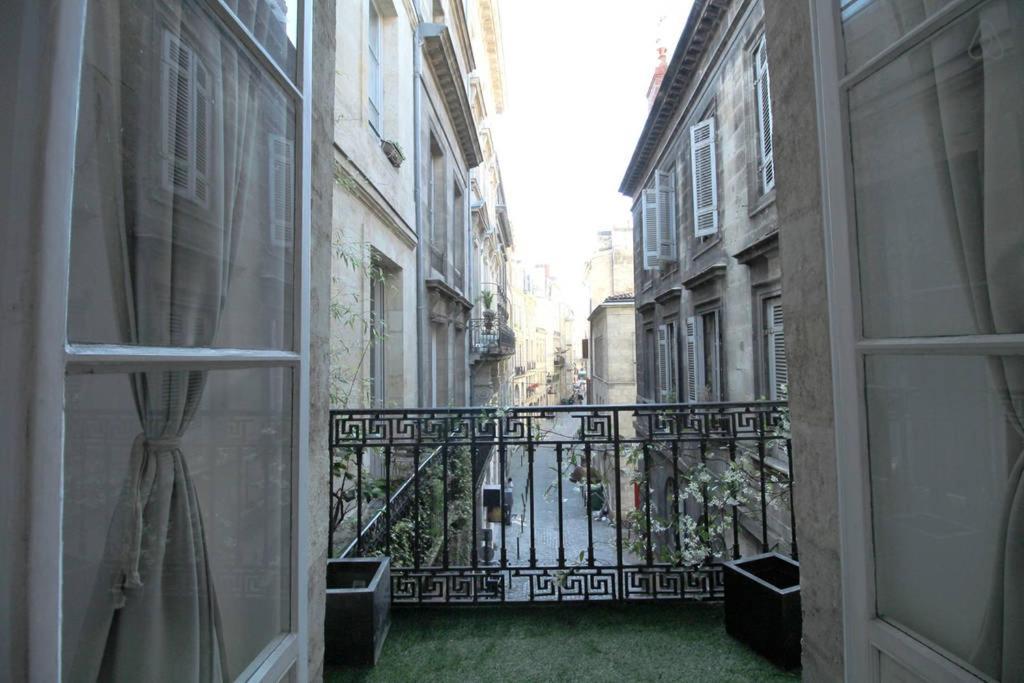 Appartement 2 Chambres En Hyper Centre Avec Balcon ボルドー エクステリア 写真