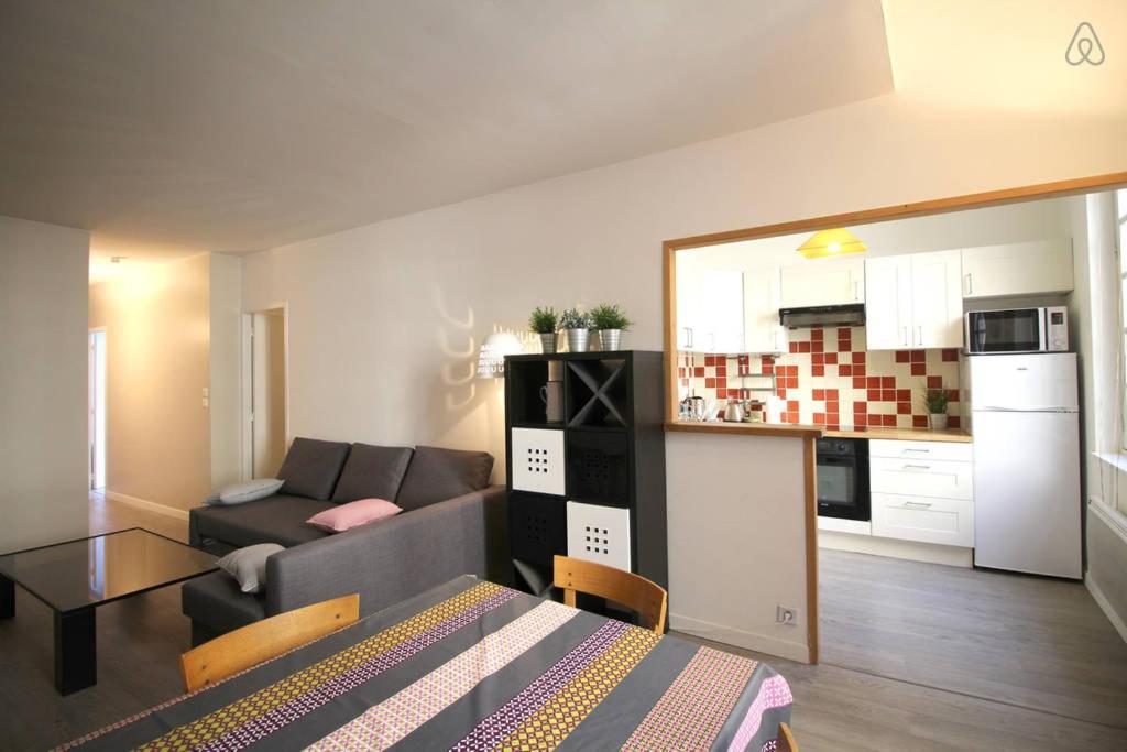 Appartement 2 Chambres En Hyper Centre Avec Balcon ボルドー エクステリア 写真
